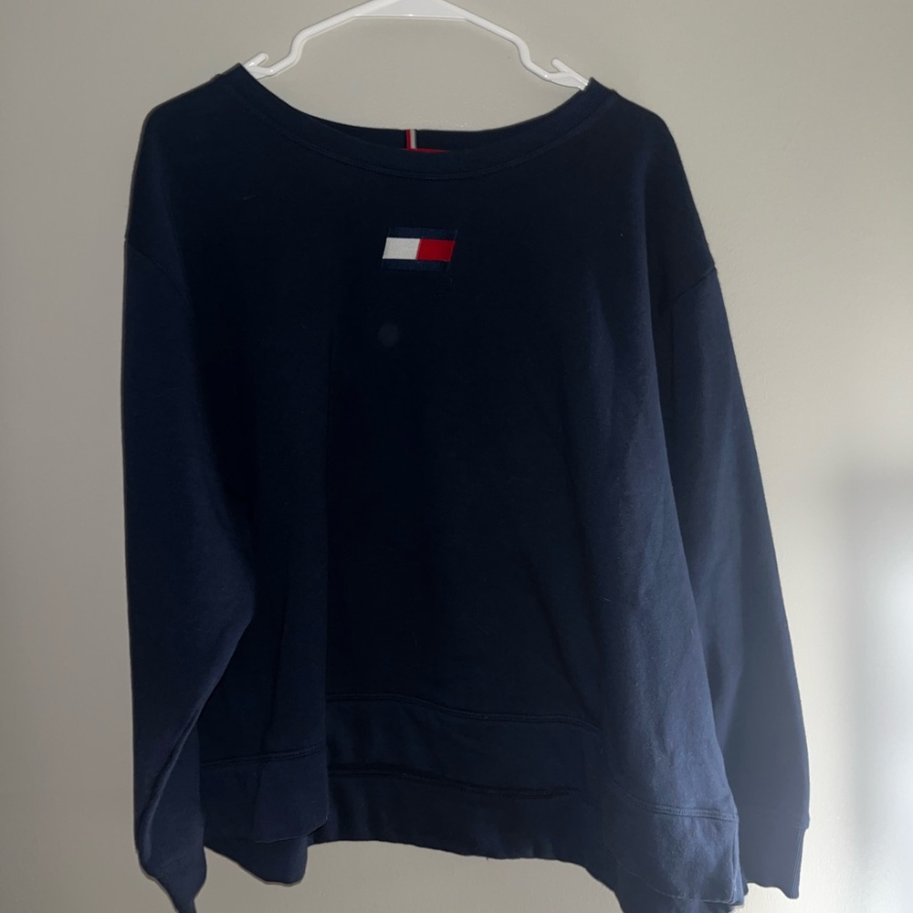 Tommy Hilfiger Embroidered Logo Crewneck Sweater